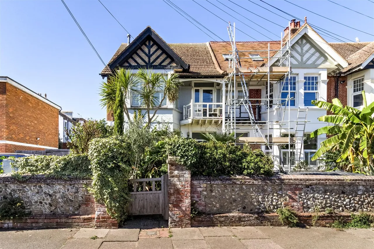 4 bed house for sale, St. Georges Road, Worthing