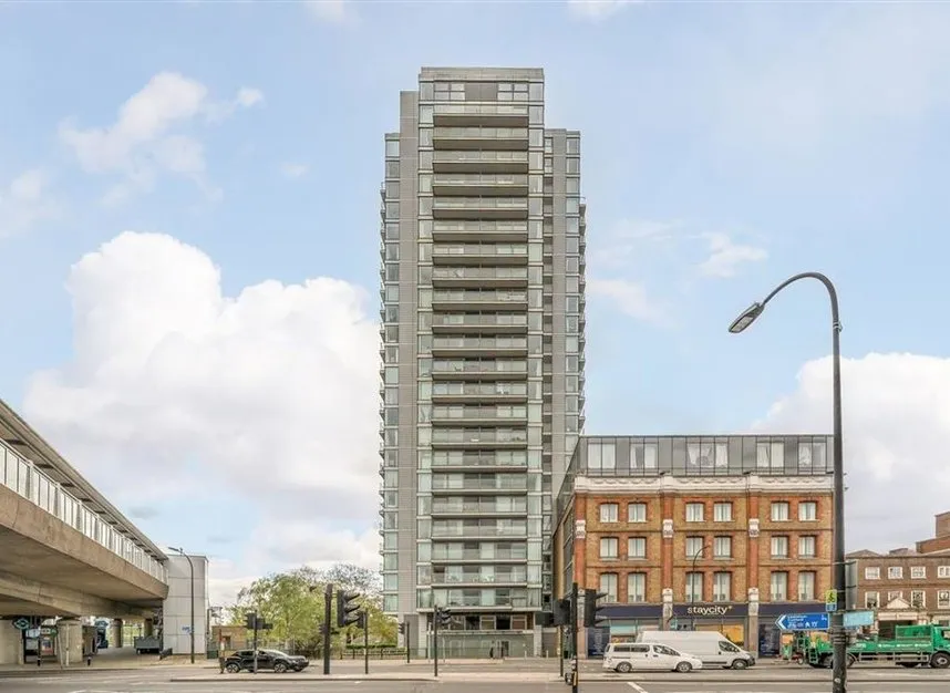 Mill Lane, New Cross, SE8, photo 9