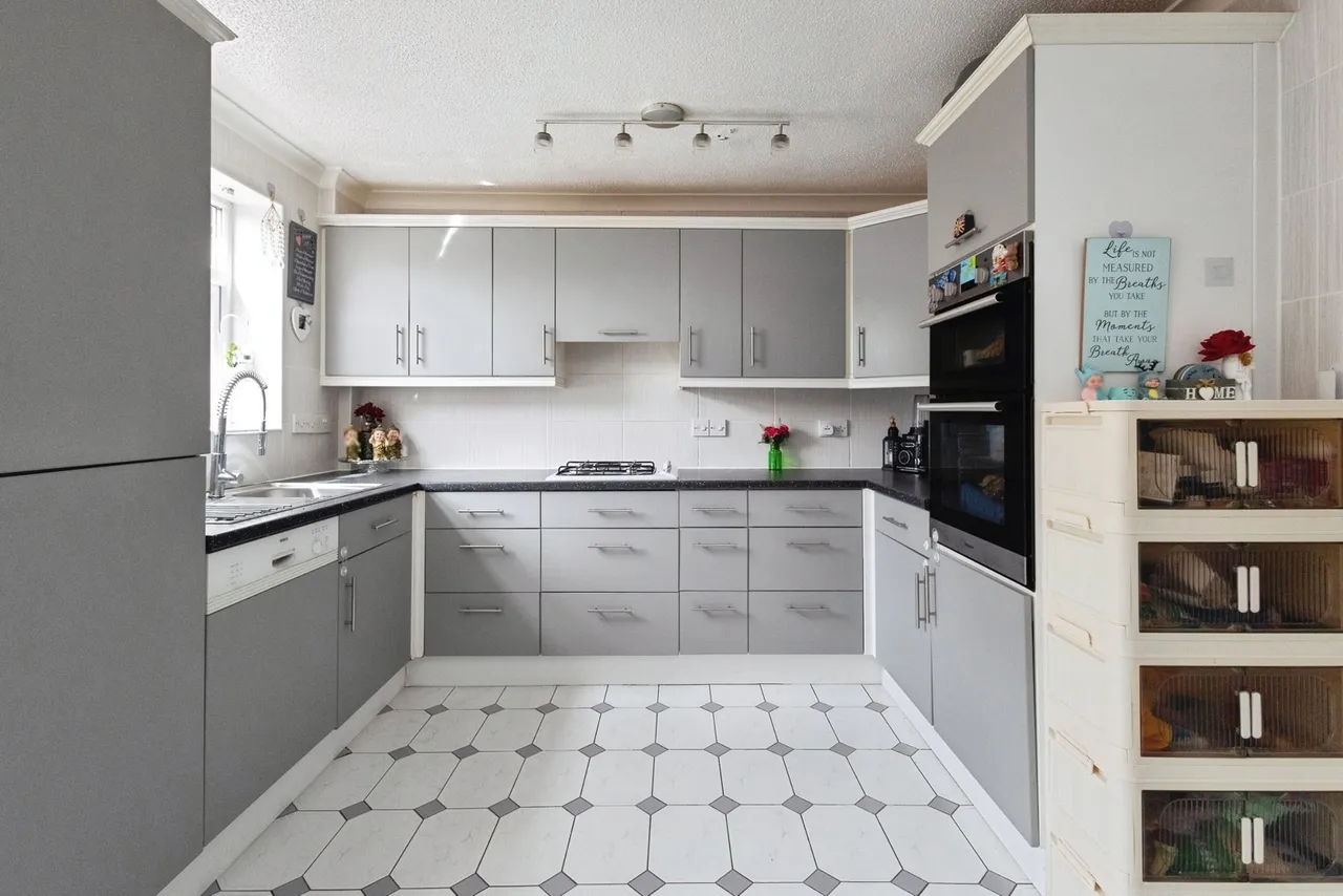 Circular Road, Denton, Manchester, Greater Manchester, M34, photo 6