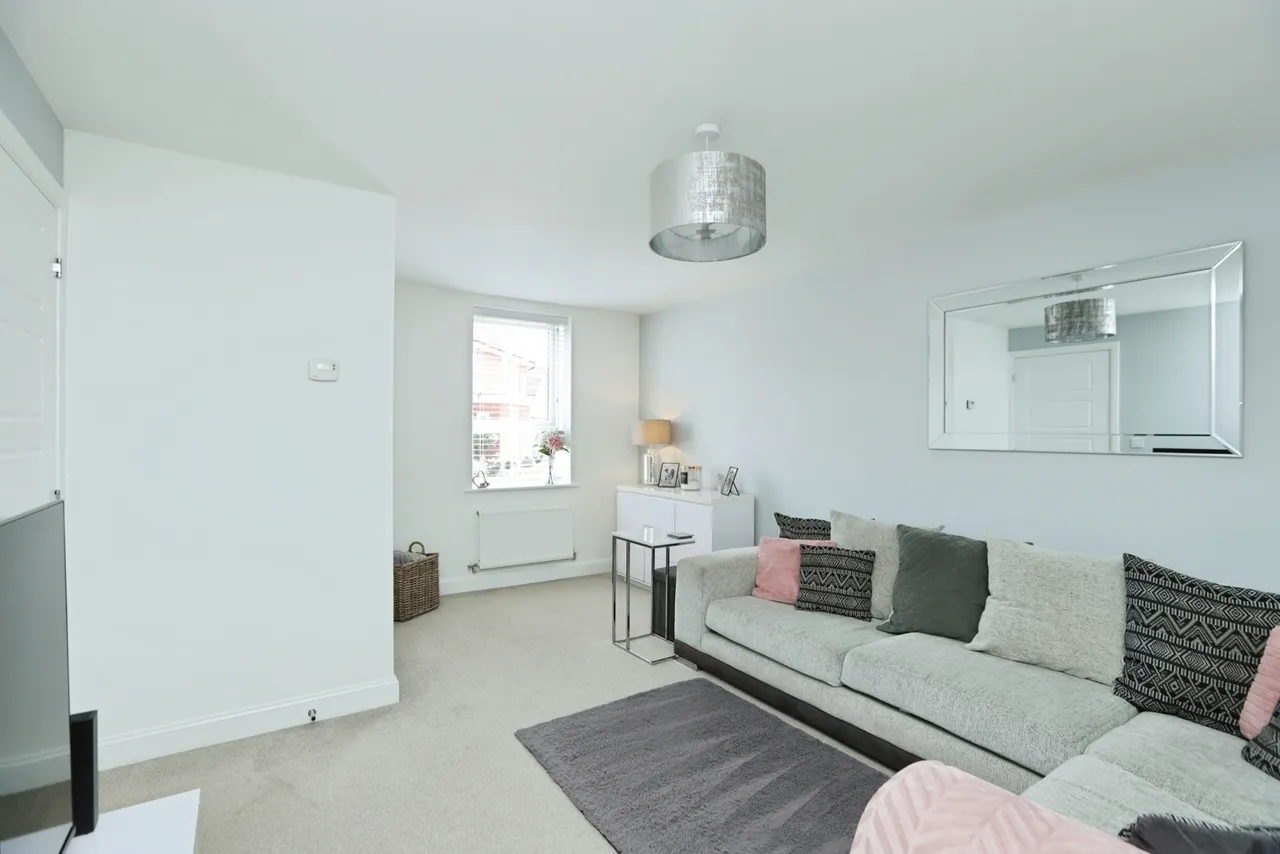 Town End Drive, DONCASTER, South Yorkshire, DN4, photo 3