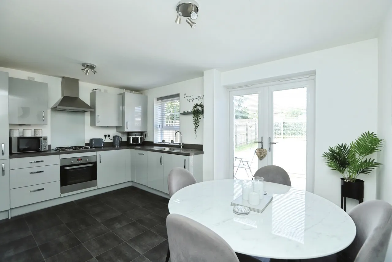 Town End Drive, DONCASTER, South Yorkshire, DN4, photo 2