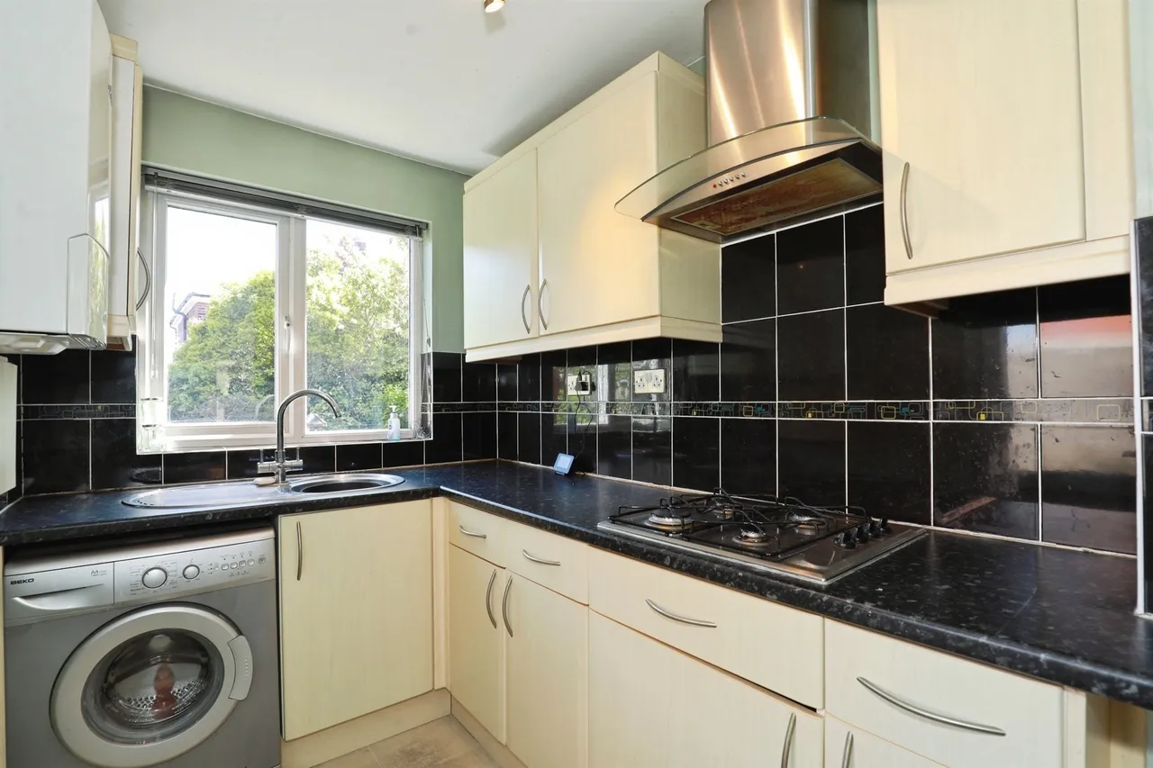Manor Drive, Northwich, CW9, photo 9