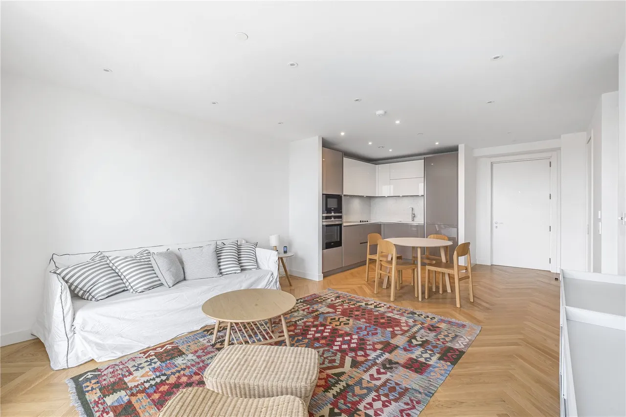 Southwark Bridge Road, London, SE1, photo 2