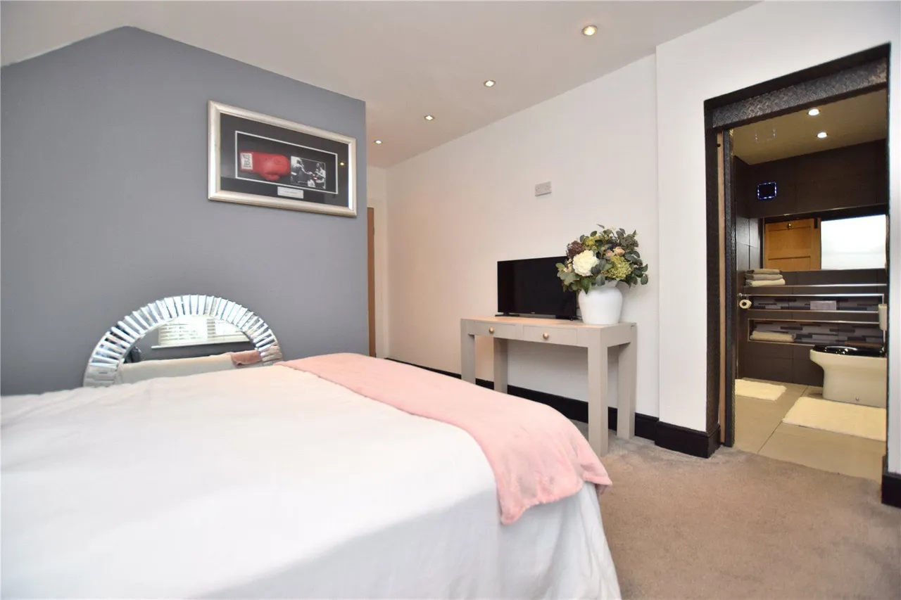 Park Avenue, Crossgates, LS15, photo 20