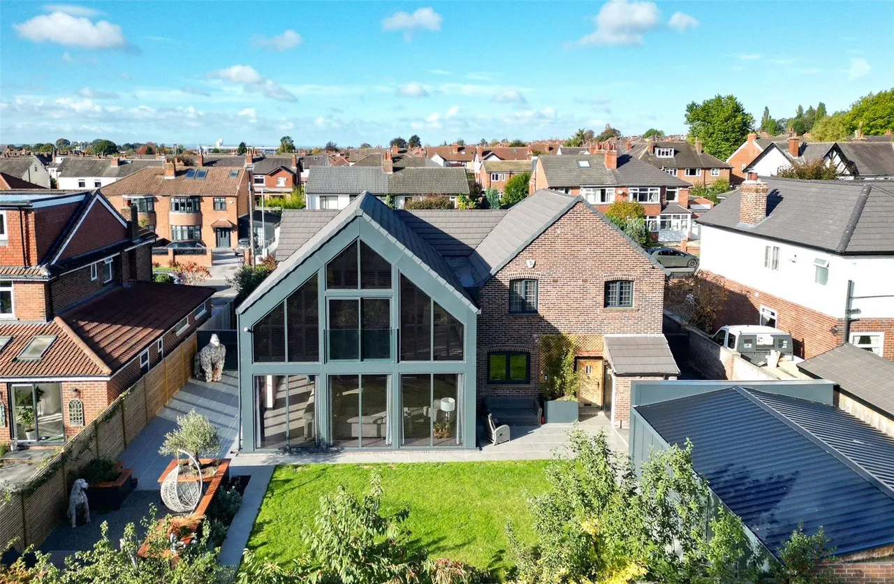 Park Avenue, Crossgates, LS15, photo 25