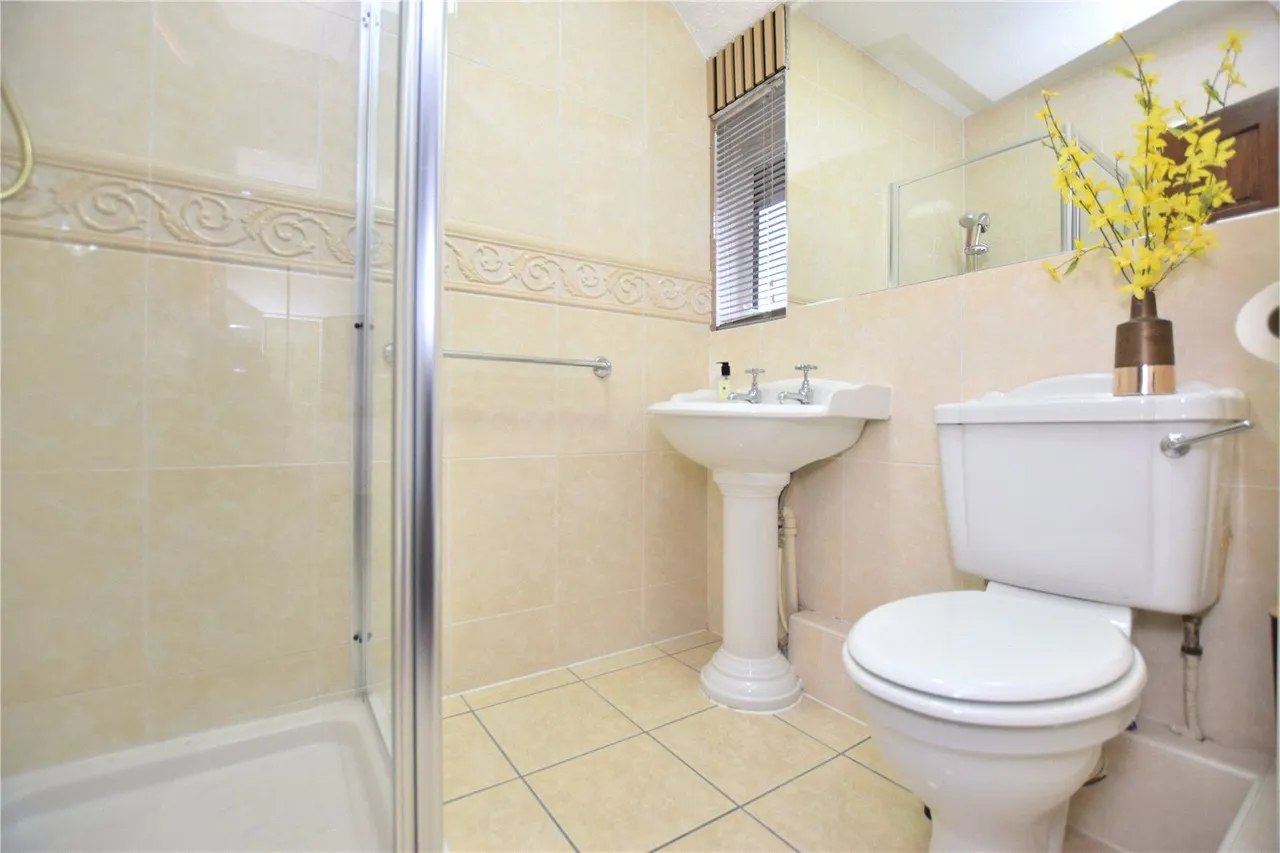 Park Avenue, Crossgates, LS15, photo 18