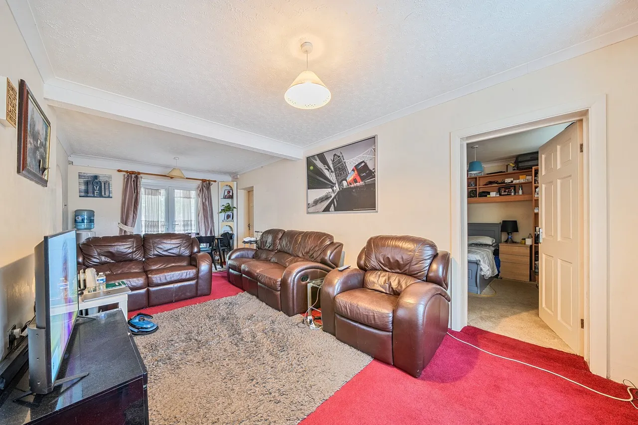 McLeod Road, SE2, photo 10