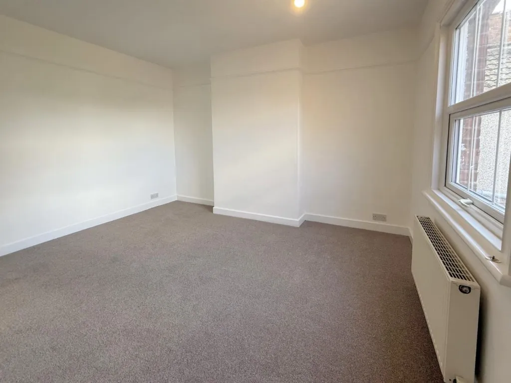 Cambridge Street, Rugby, photo 17