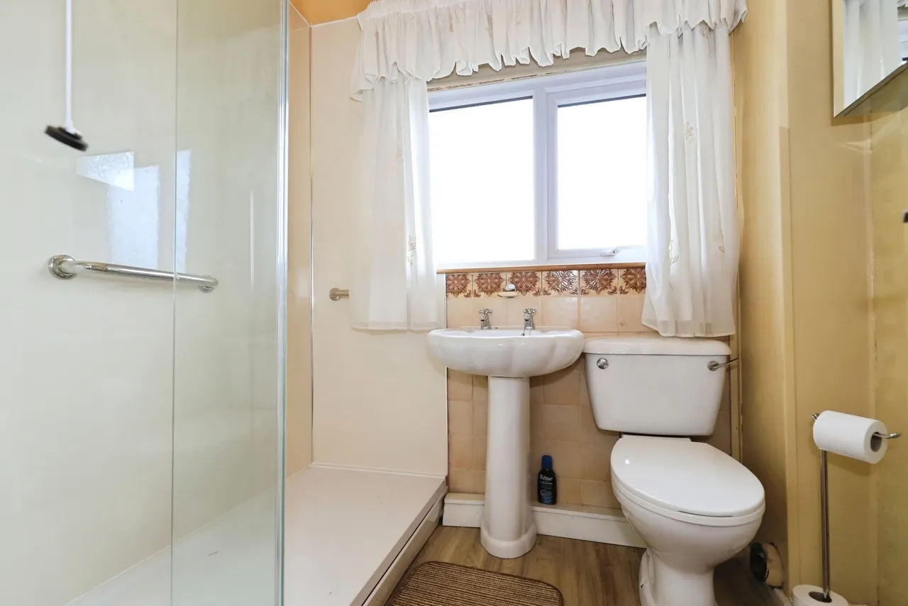 Holmwood Avenue, Kidderminster, DY11, photo 6