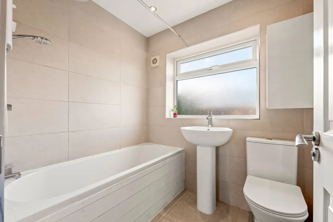 Leeway Road, Southwell, NG25, photo 20