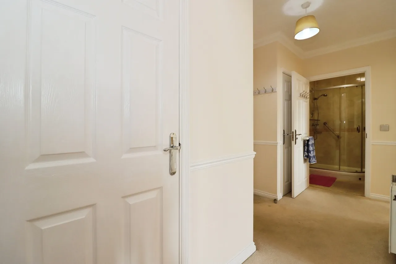 Southmead Road, Filton, Bristol, Gloucestershire, BS34, photo 18