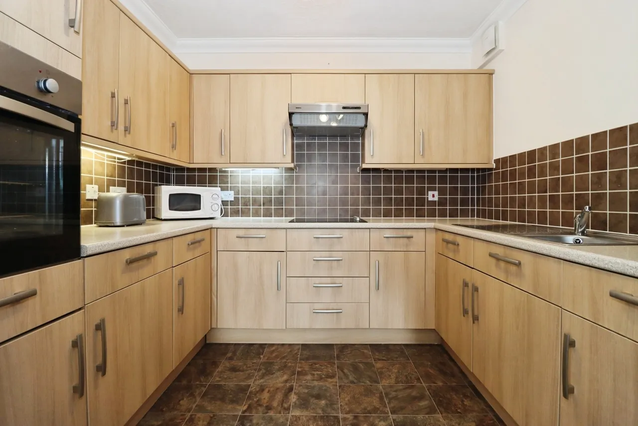 Southmead Road, Filton, Bristol, Gloucestershire, BS34, photo 9