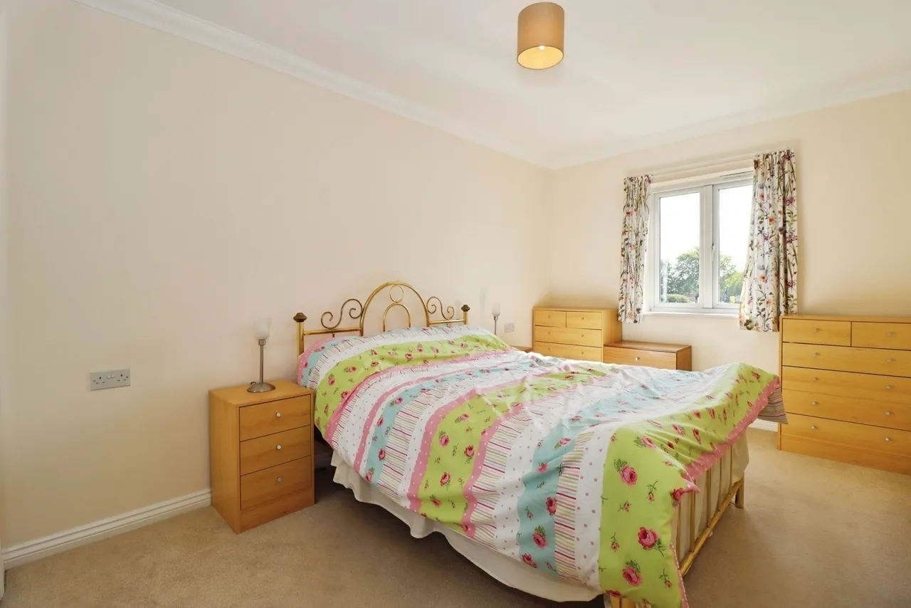Southmead Road, Filton, Bristol, Gloucestershire, BS34, photo 4