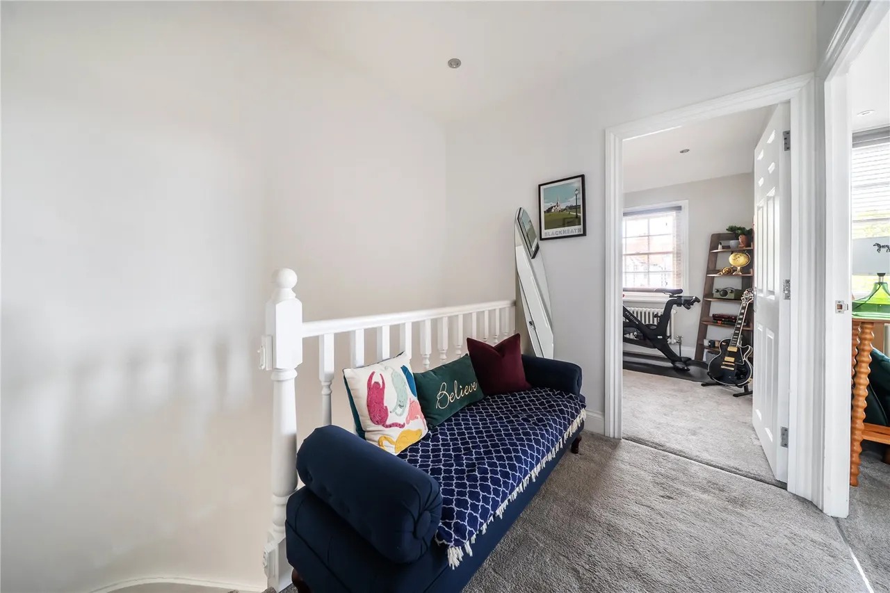 Brunner Road, Ealing, W5, photo 13