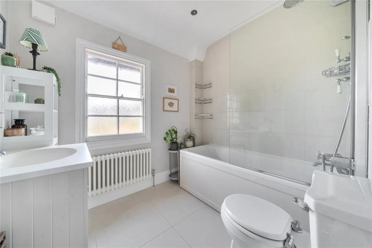 Brunner Road, Ealing, W5, photo 15