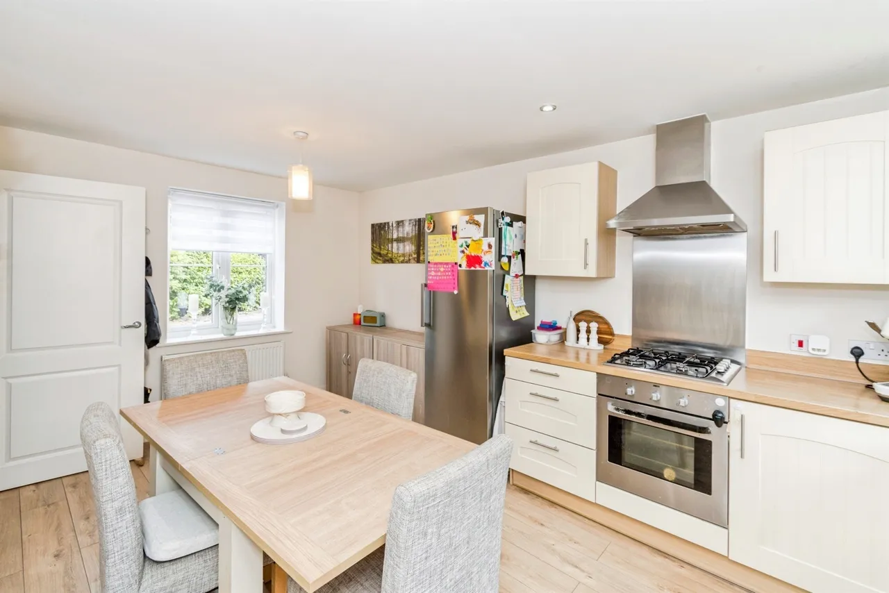 Moore Close, Romsey, photo 5