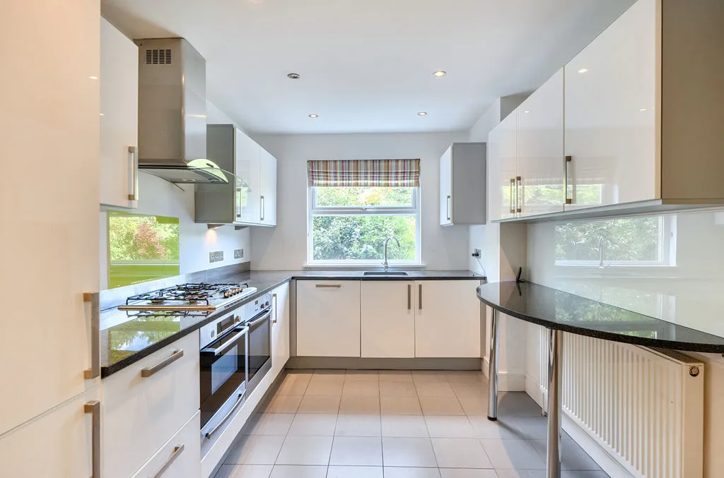 Purley Oaks Road, South Croydon CR2 0NY, photo 4