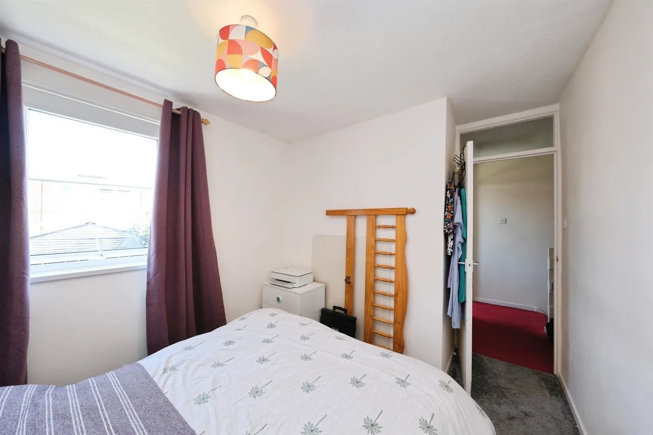 Field Court, Kilburn, DE56, photo 9