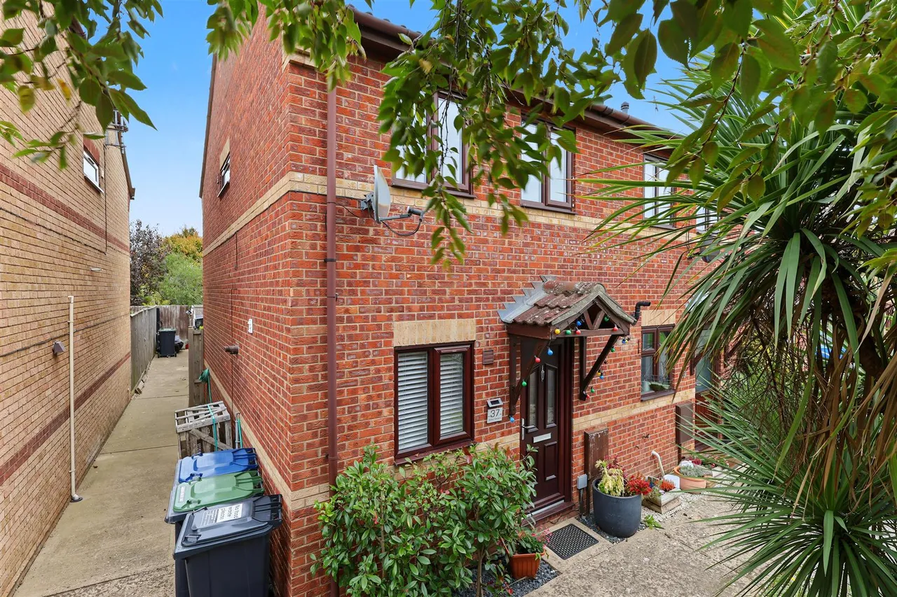 Ashley Gardens, Littleport, CB6, photo 15