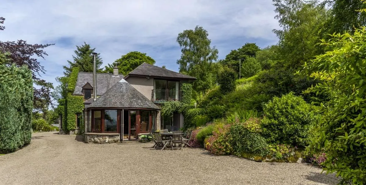 5 bed house for sale — Woodlands Croft, Dyce, Aberdeen, AB21 0HD