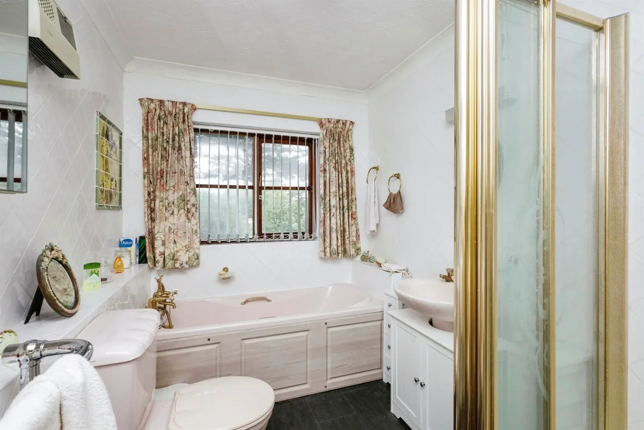 Firle Road, Seaford, BN25, photo 18