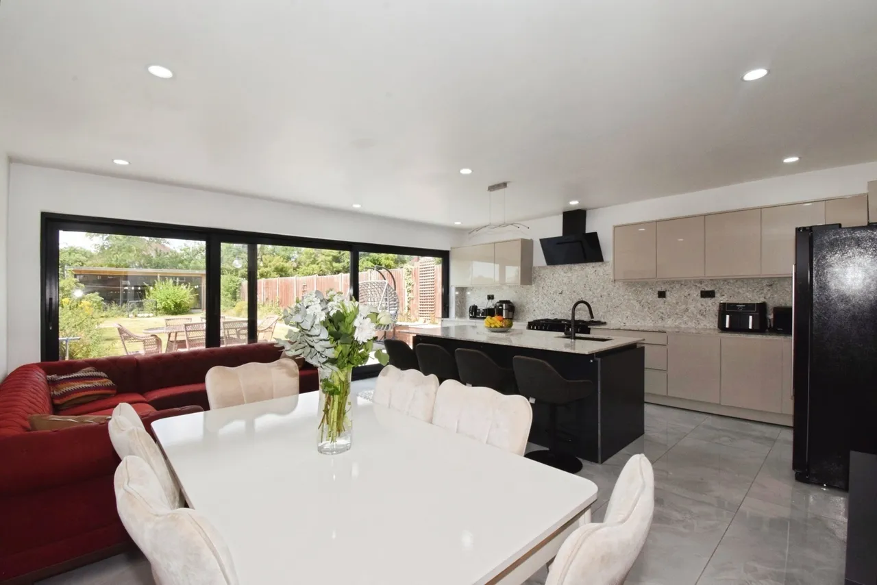 Gwendolin Avenue, Birstall, LE4, photo 7