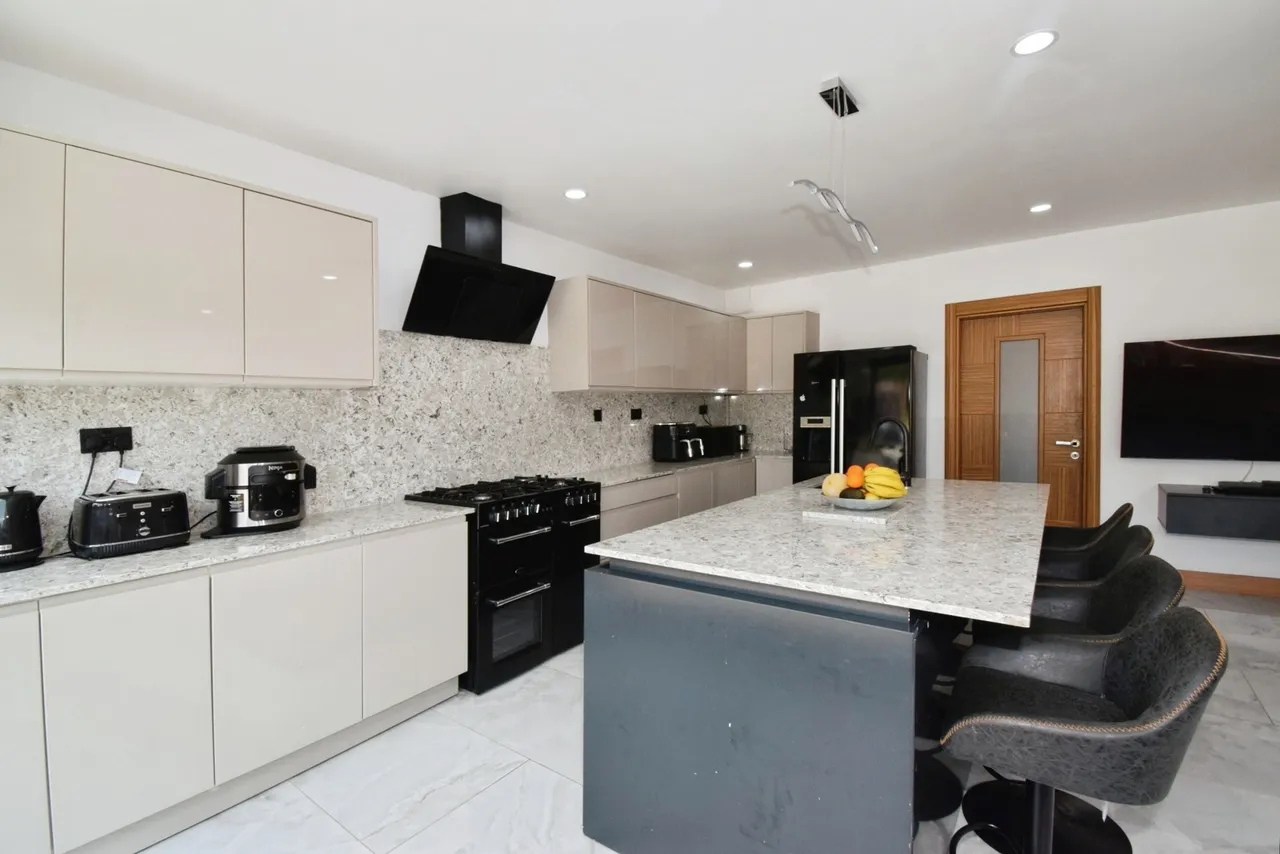 Gwendolin Avenue, Birstall, LE4, photo 3