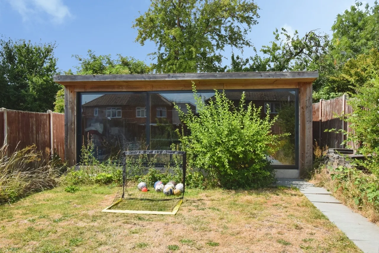 Gwendolin Avenue, Birstall, LE4, photo 22