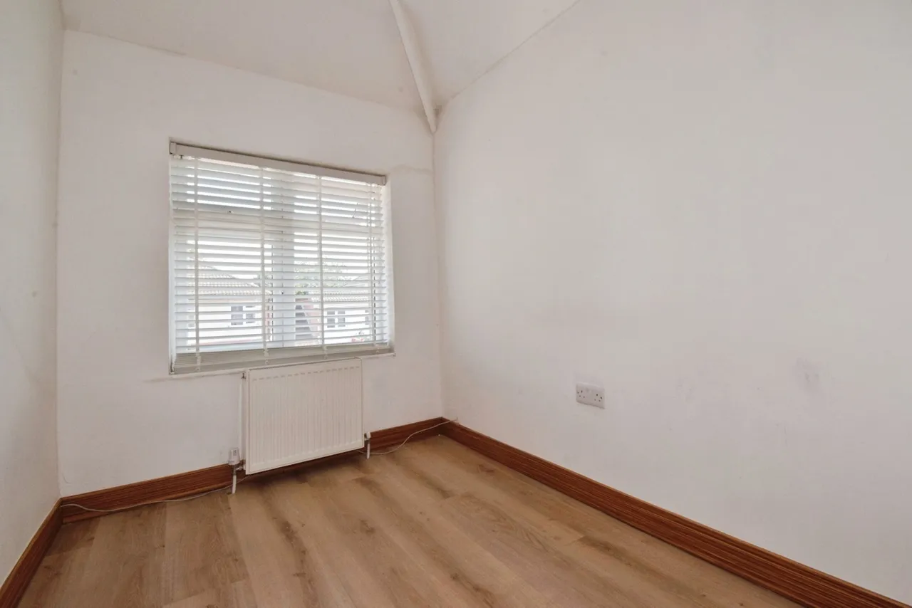 Gwendolin Avenue, Birstall, LE4, photo 17