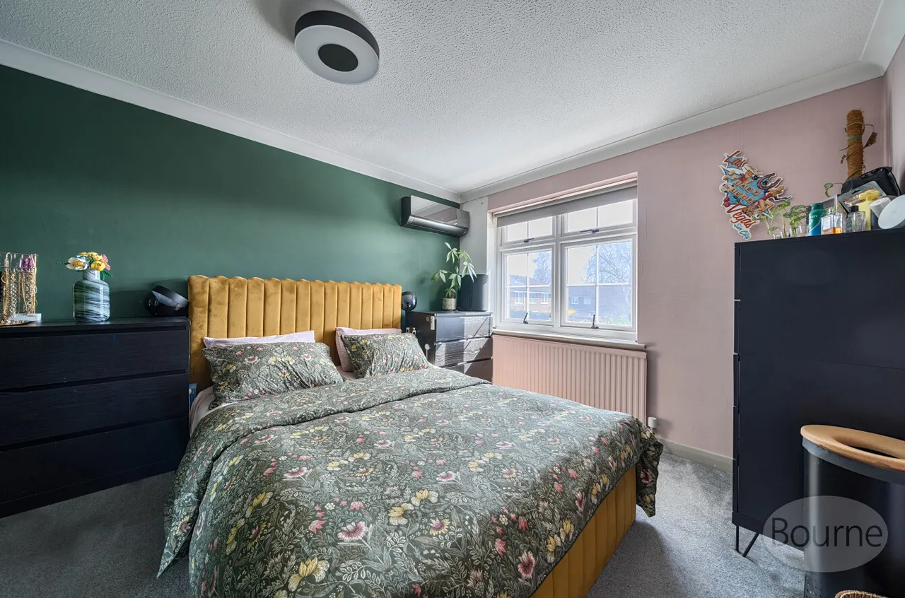 Mossfield, Cobham, KT11, photo 5