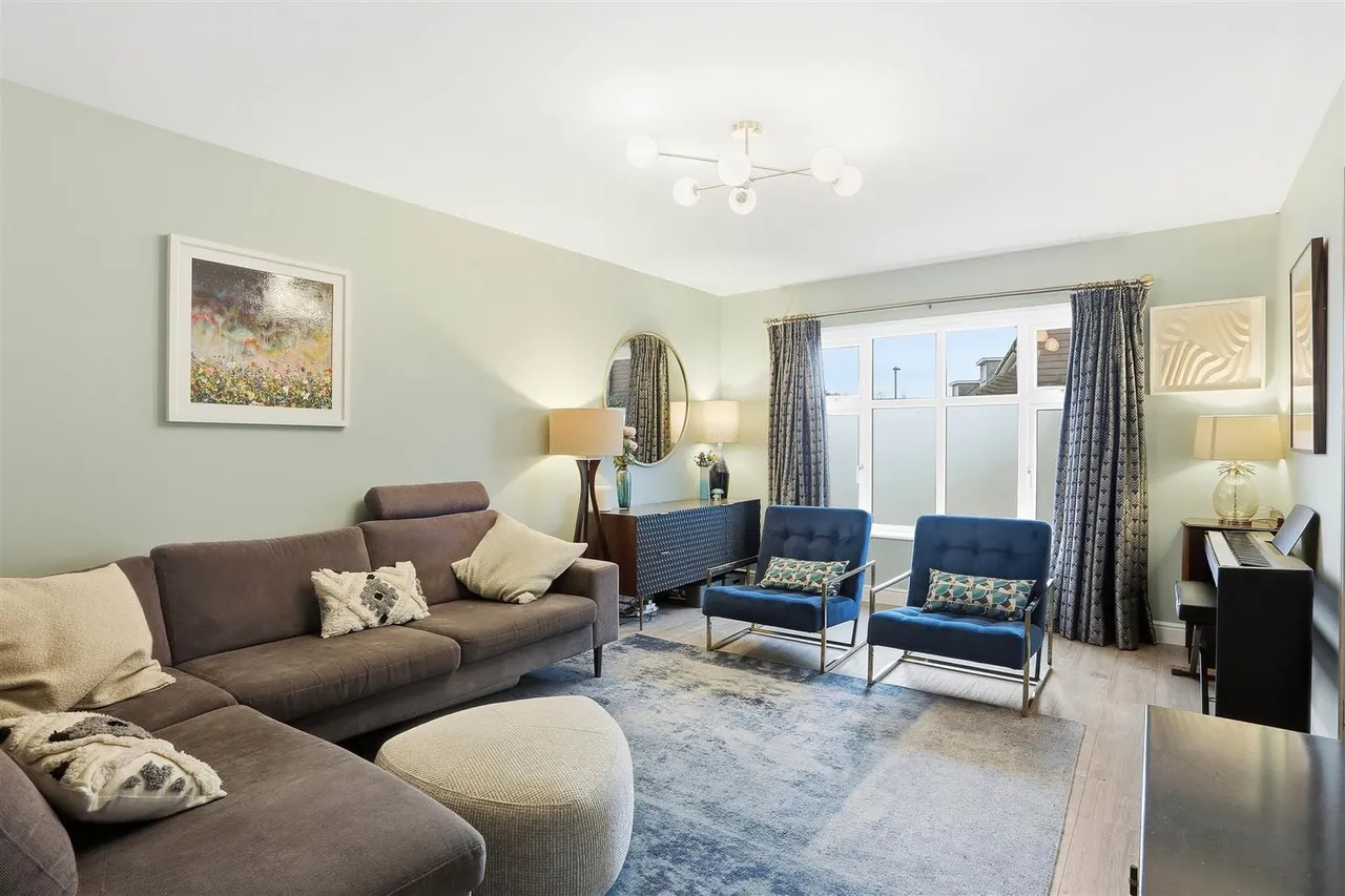 Halliday Close, Ewell, KT17 1AZ, photo 4