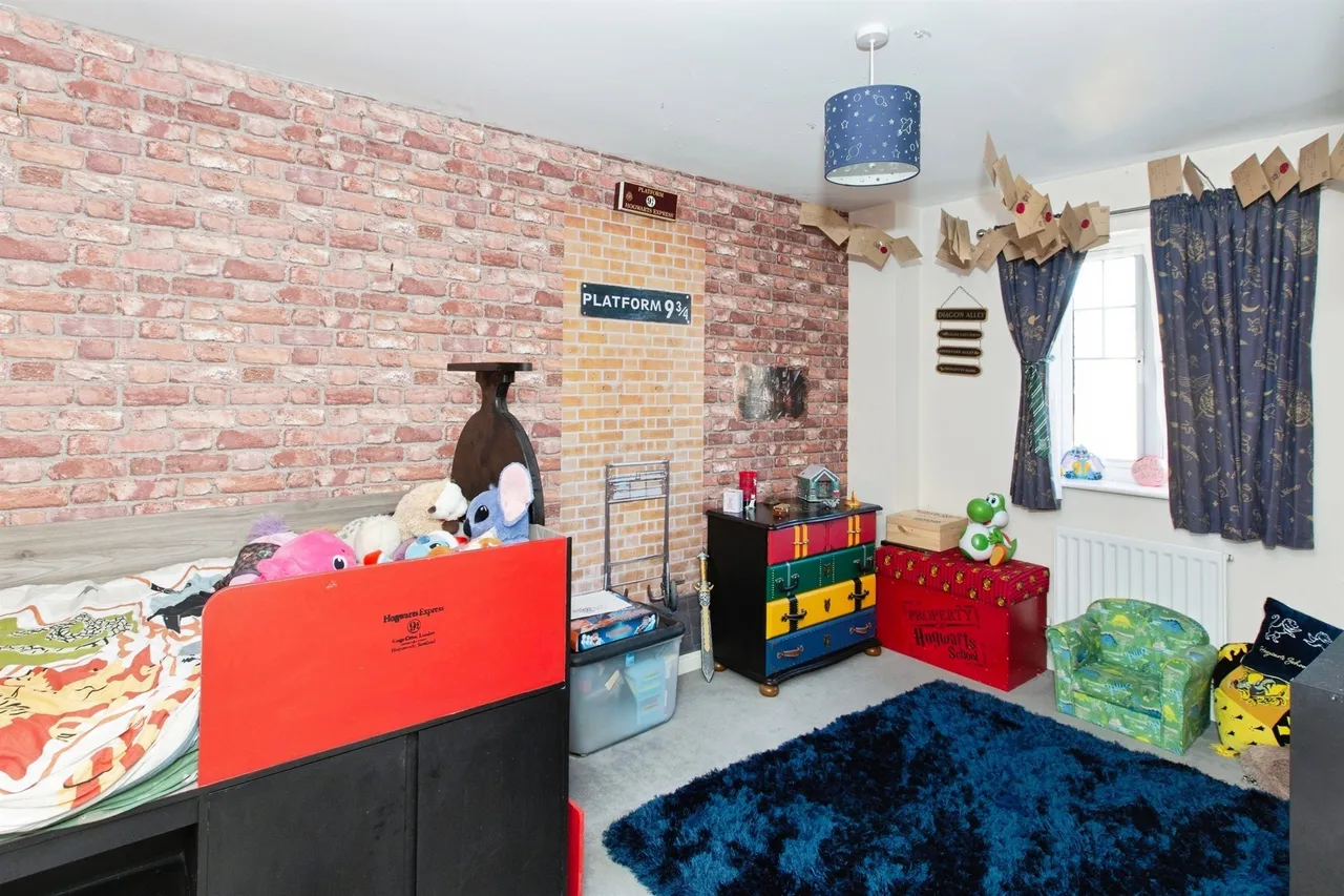 Boughton Lane, Wellingborough, NN9, photo 11