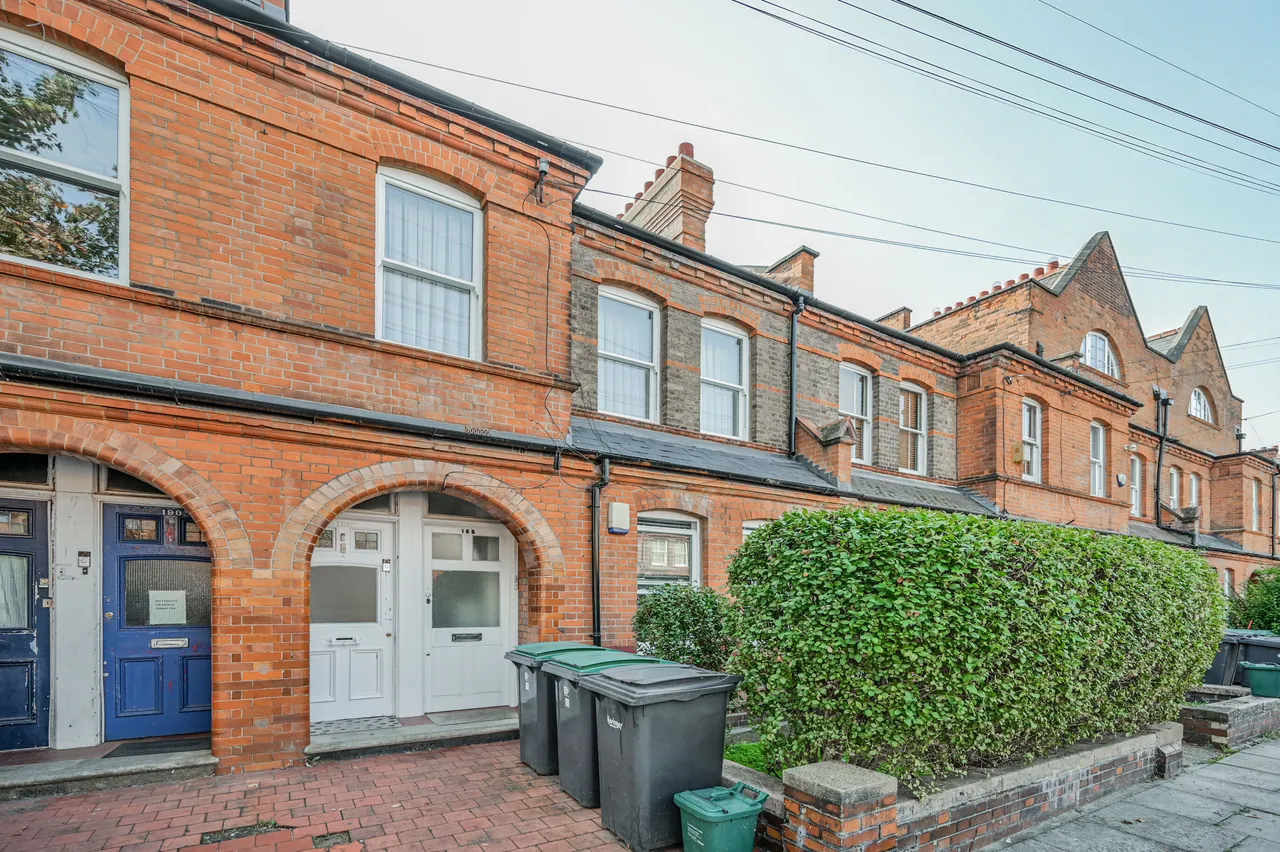 2 bed flat for sale, London, N22