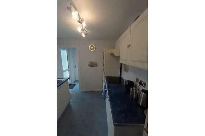 Wind Street, Aberdare, photo 7