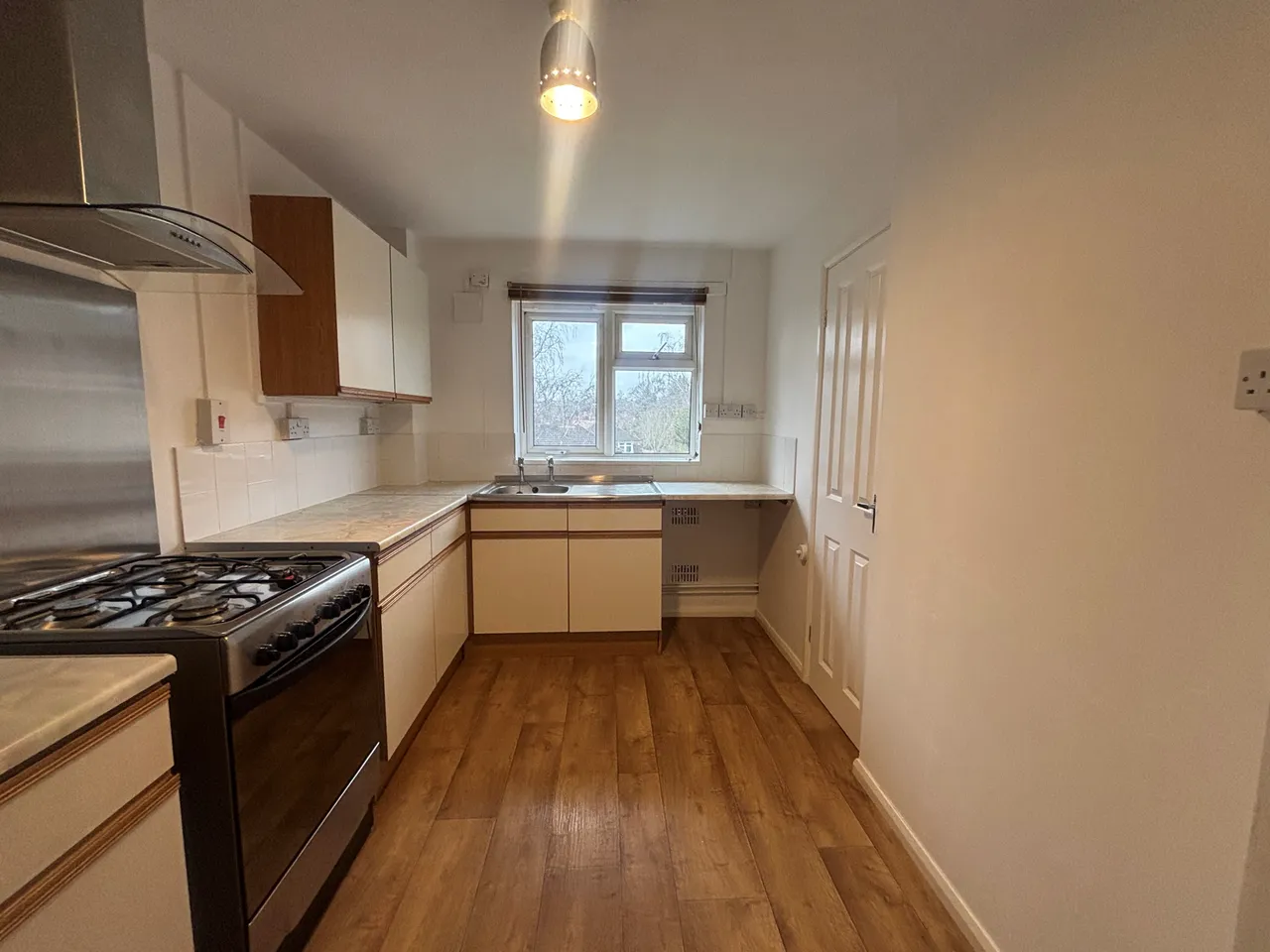 Wayside Crescent, Heavitree, EX1, photo 2