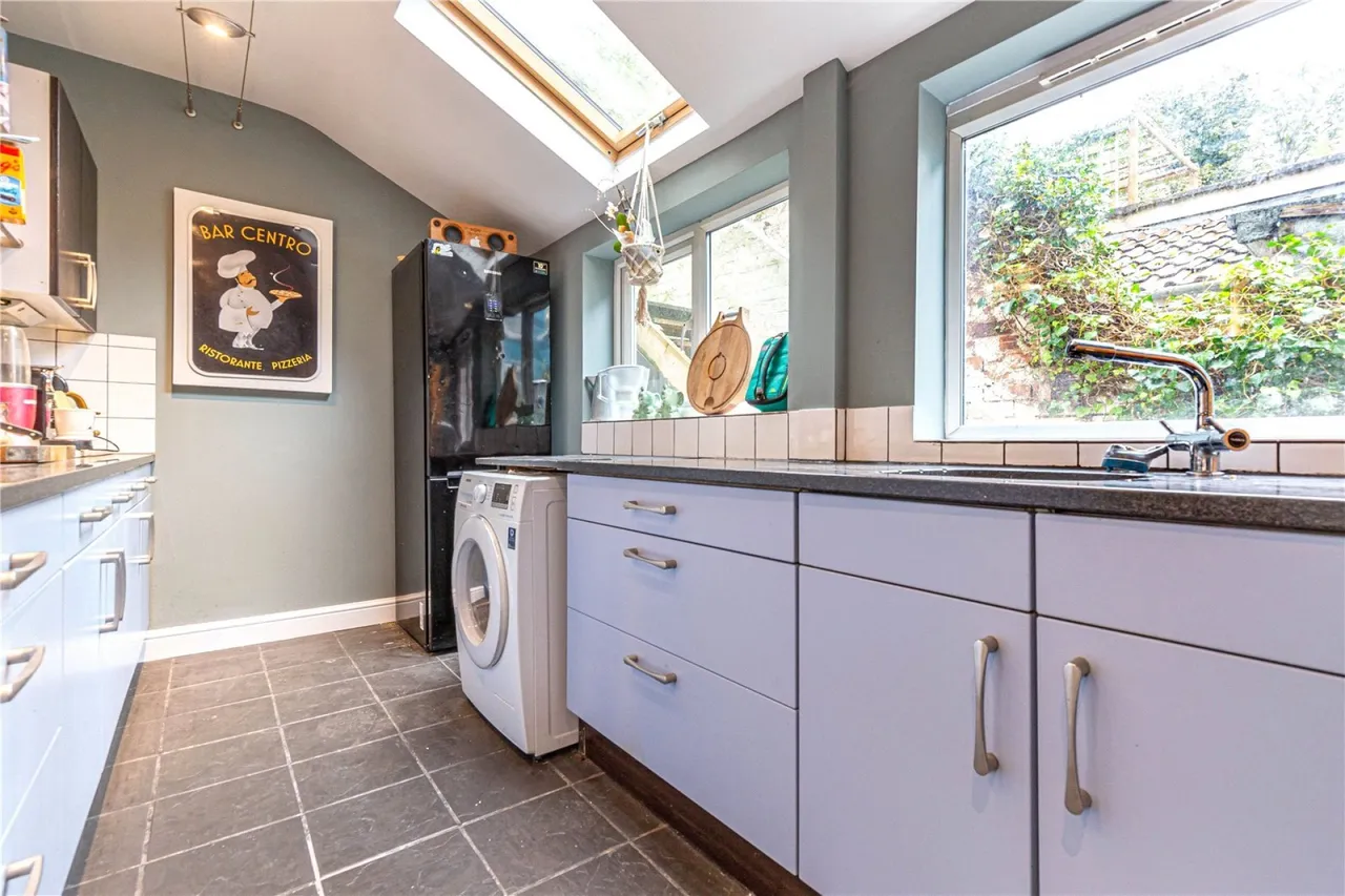 Lower Cheltenham Place, Montpelier, BS6, photo 10