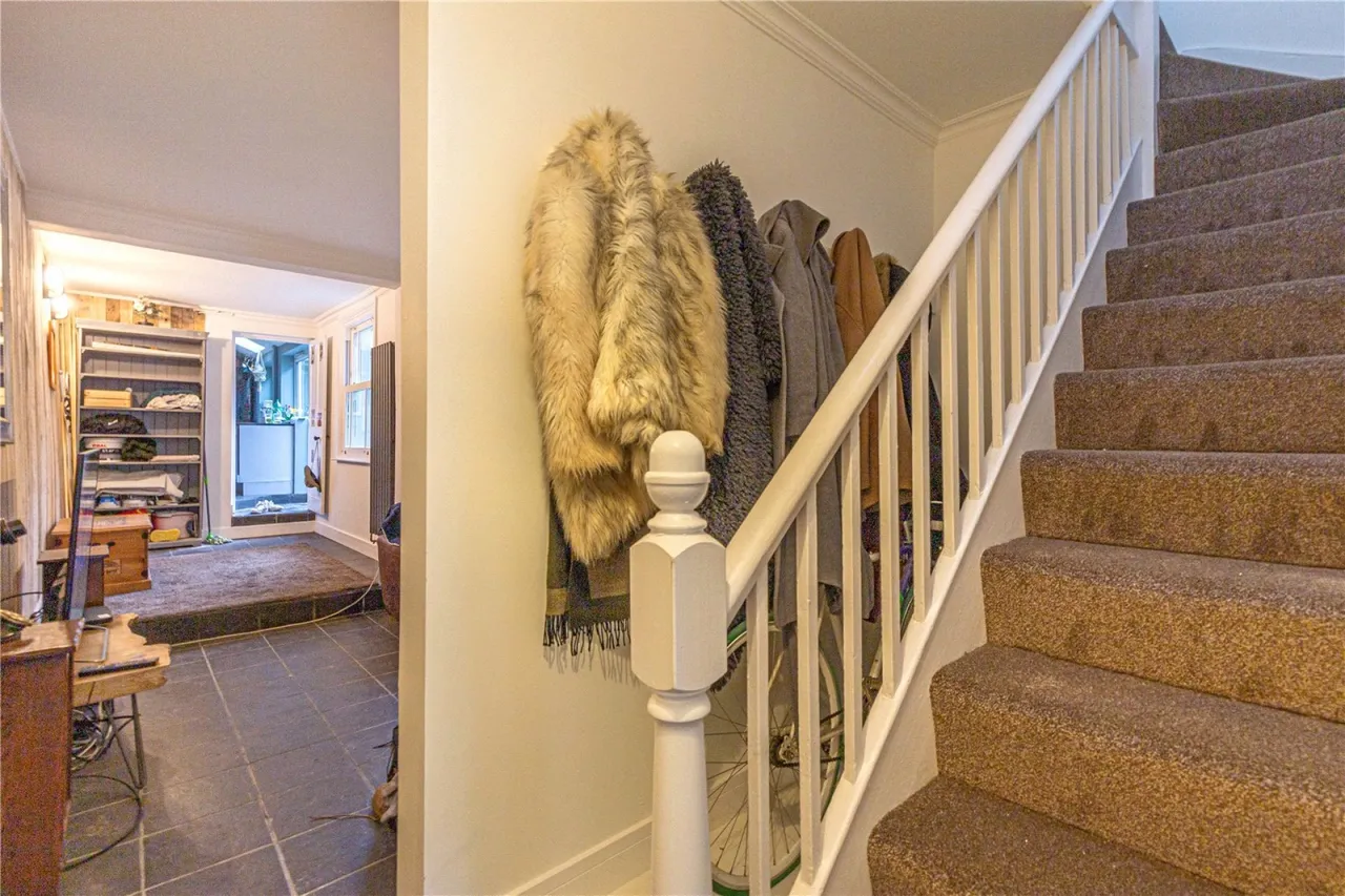 Lower Cheltenham Place, Montpelier, BS6, photo 13