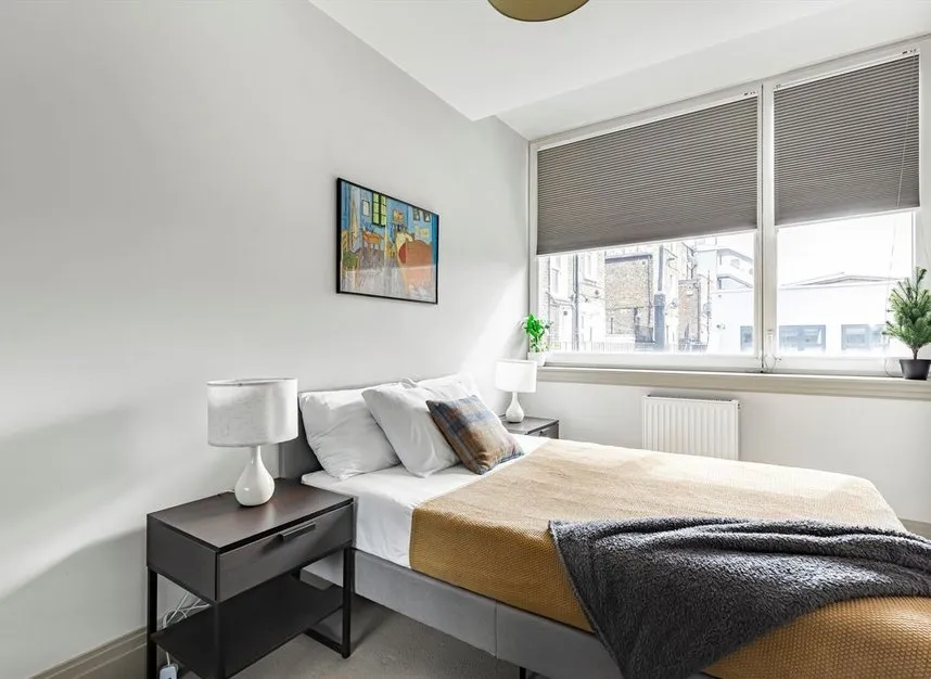 Fulham Road, London, SW6, photo 5