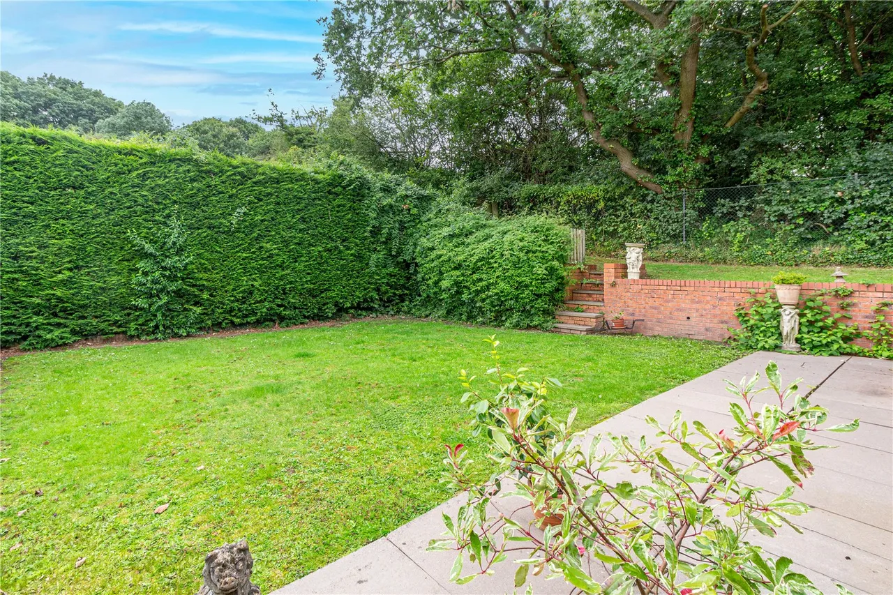 Fernwood Close, Redditch, Worcestershire, B98 7TN, photo 4