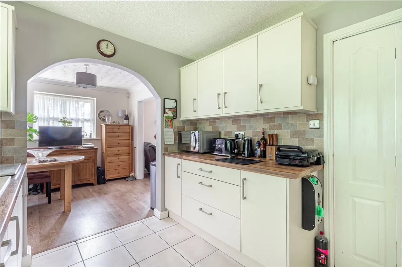 Fernwood Close, Redditch, Worcestershire, B98 7TN, photo 9