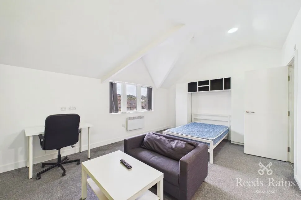 Manchester Road, Huddersfield, West Yorkshire, HD1, photo 2