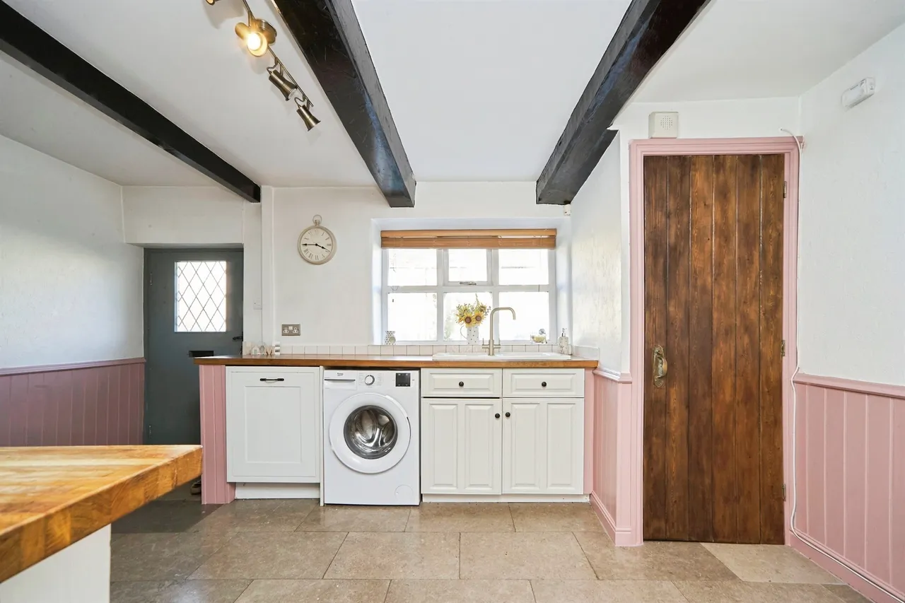 Carrbottom Road, Greengates, BD10, photo 5
