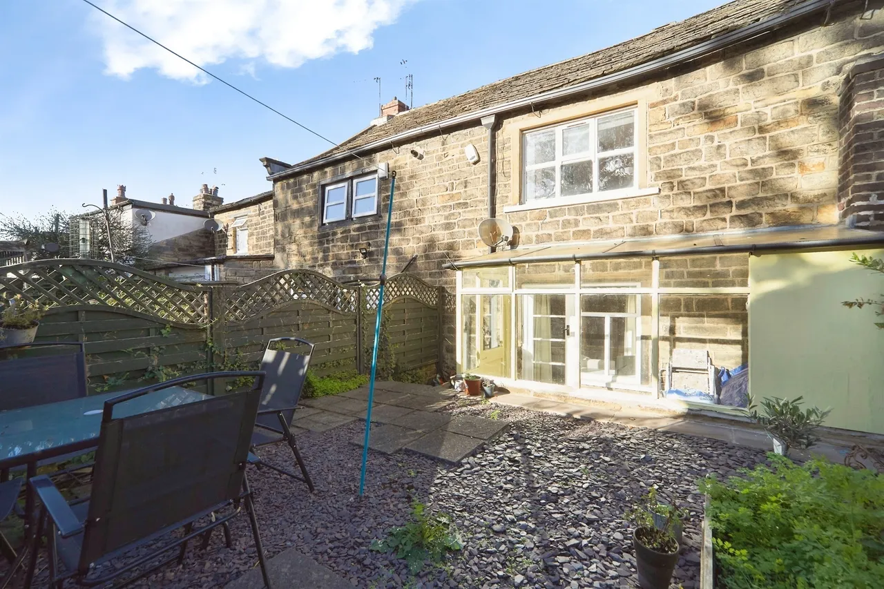 Carrbottom Road, Greengates, BD10, photo 4
