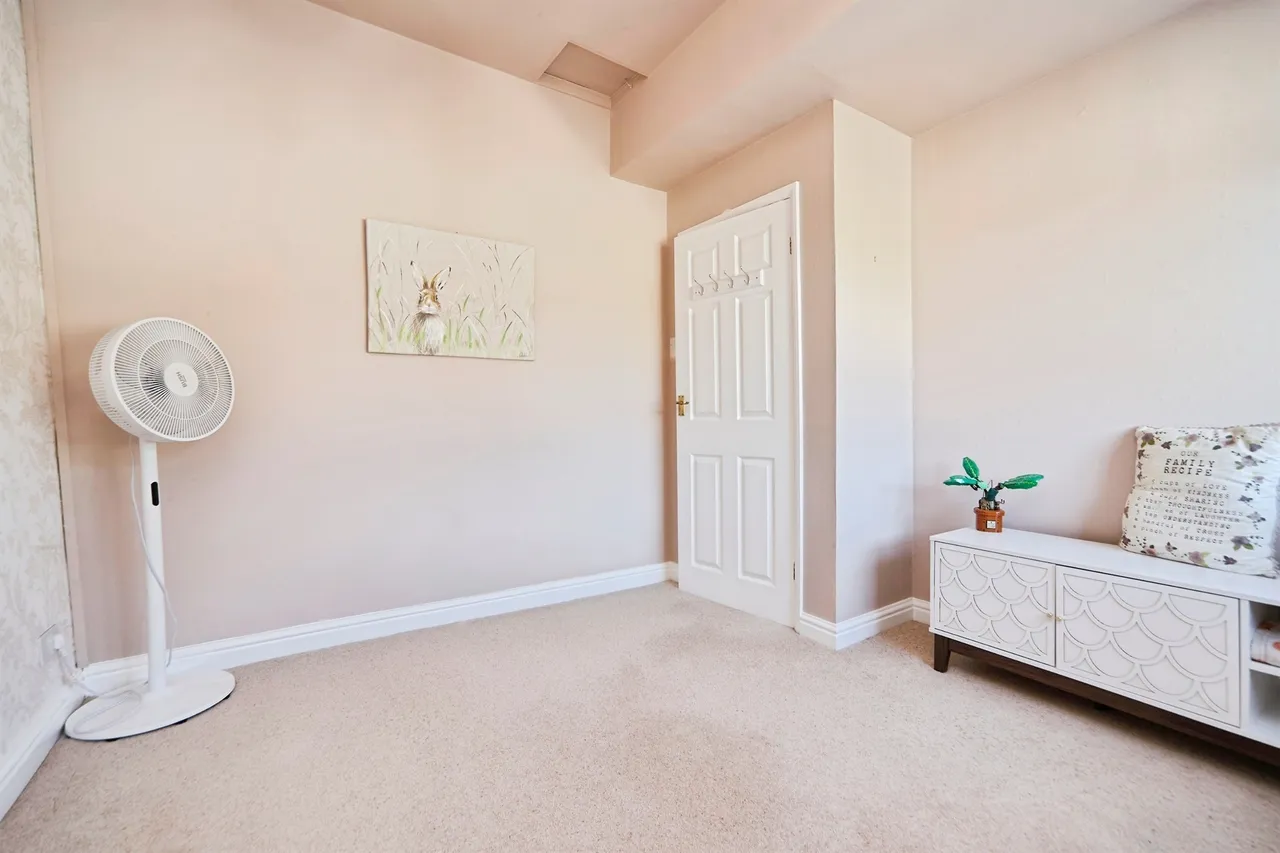 Carrbottom Road, Greengates, BD10, photo 12