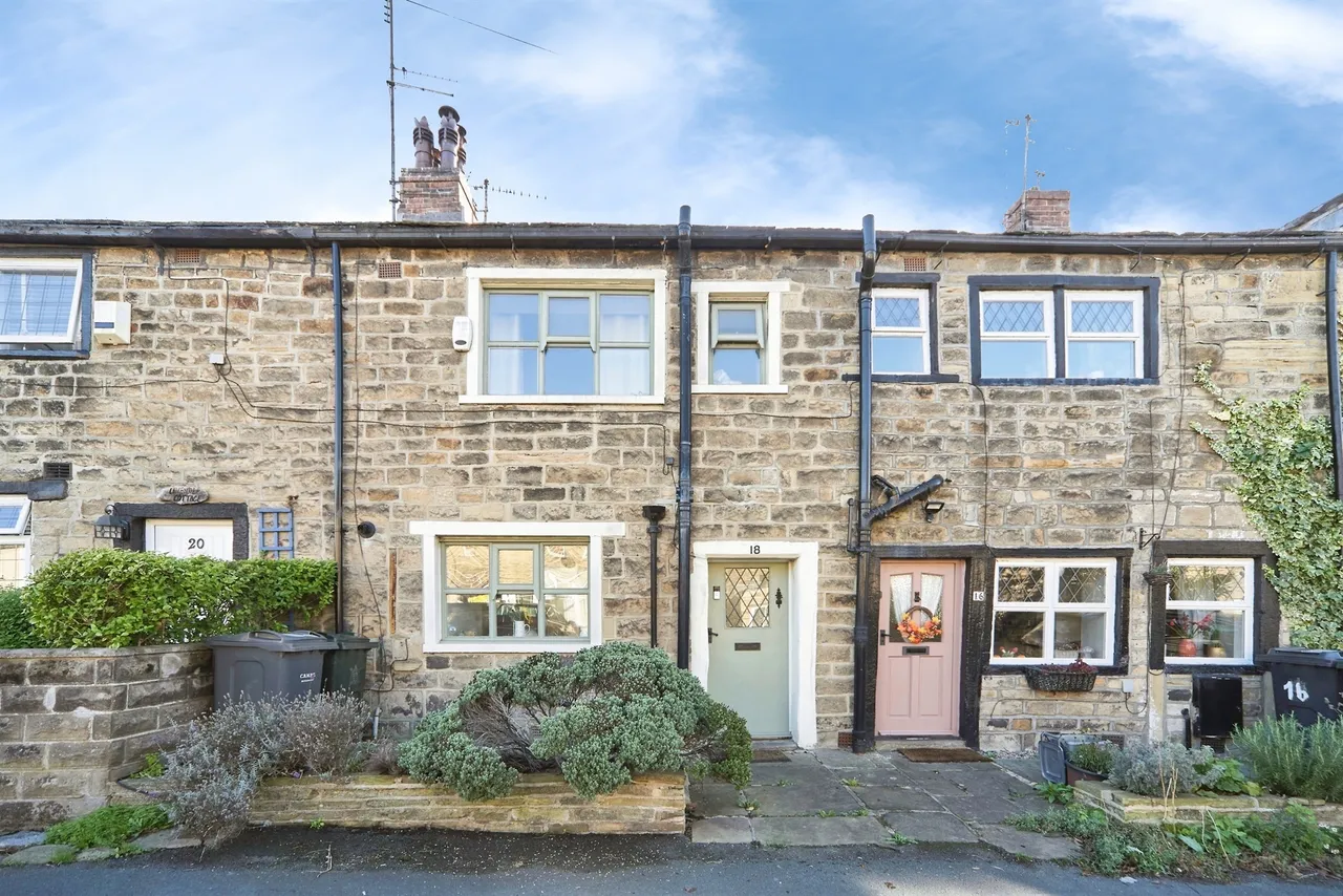 2 bed character property for sale, Carrbottom Road, Greengates, BD10