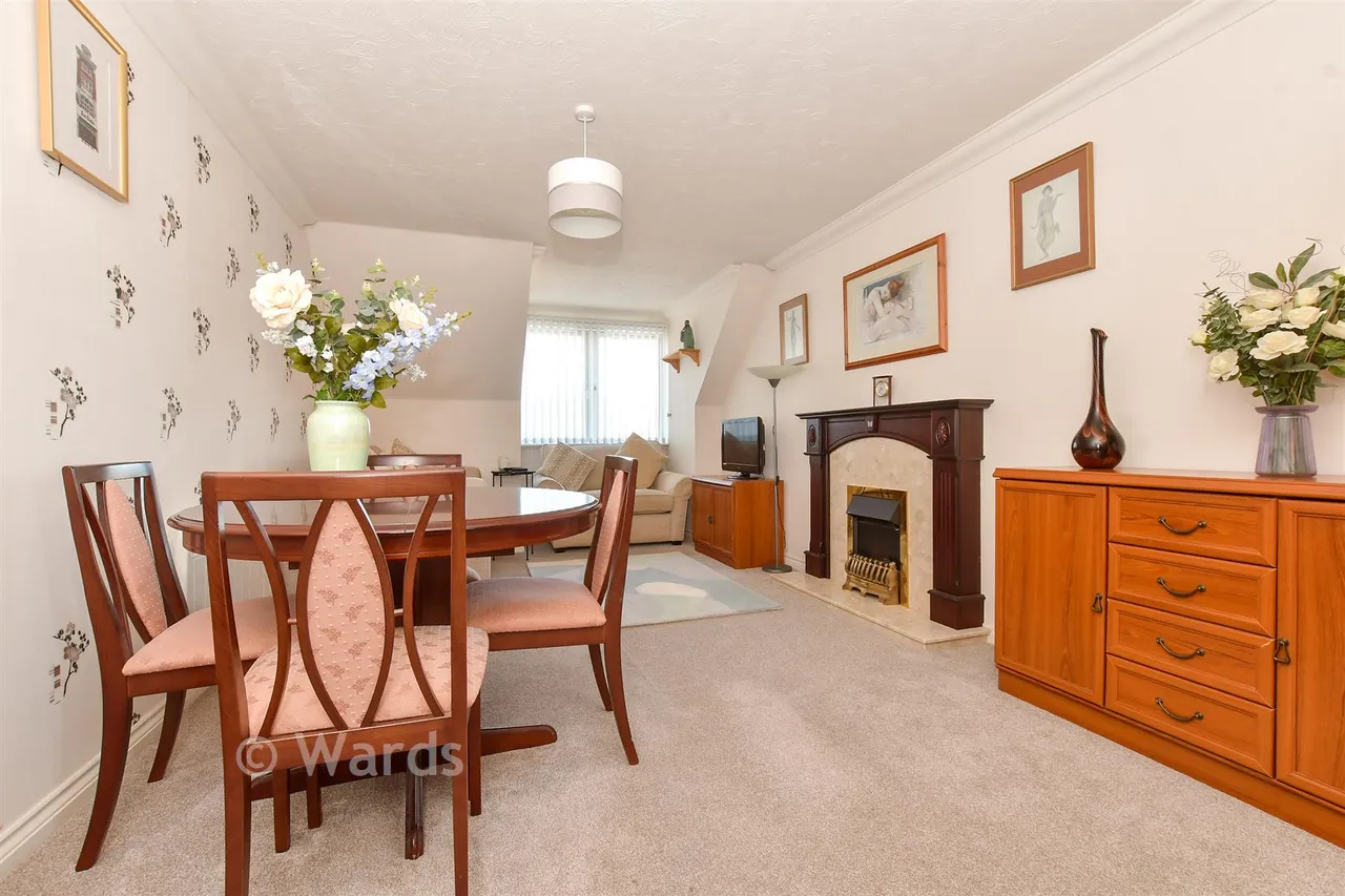 East Street, Hythe, CT21, photo 2