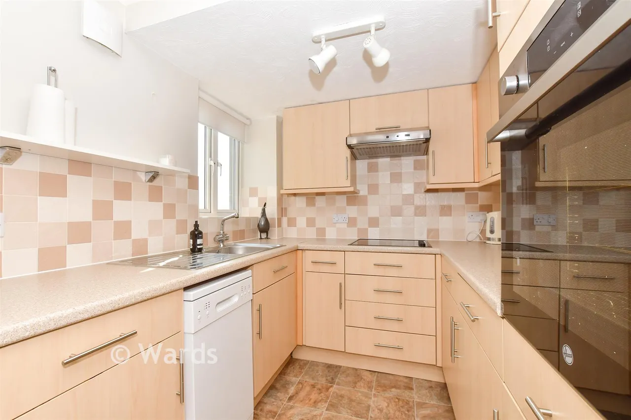 East Street, Hythe, CT21, photo 6