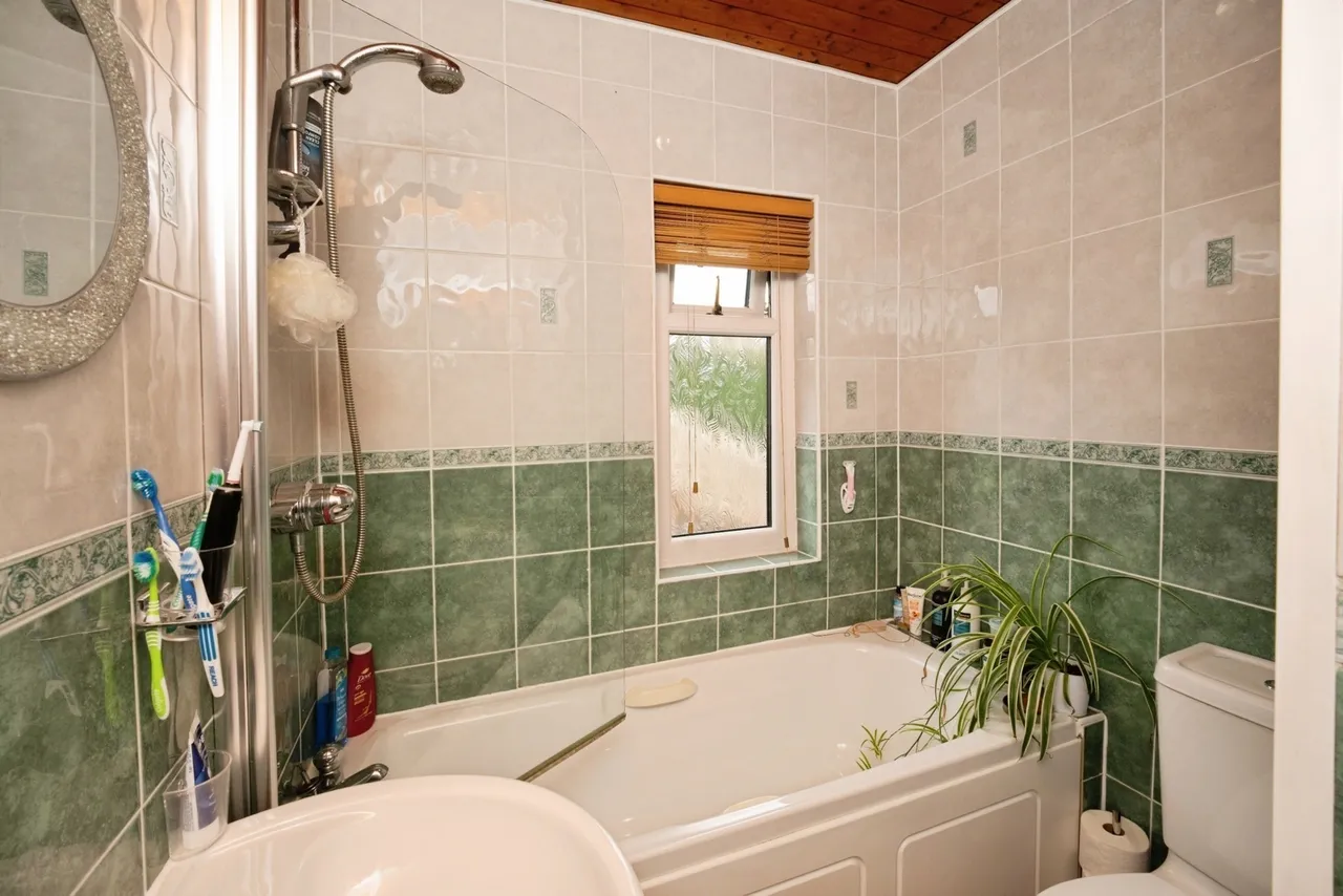Weatherhouse Terrace, Halifax, West Yorkshire, HX2, photo 8