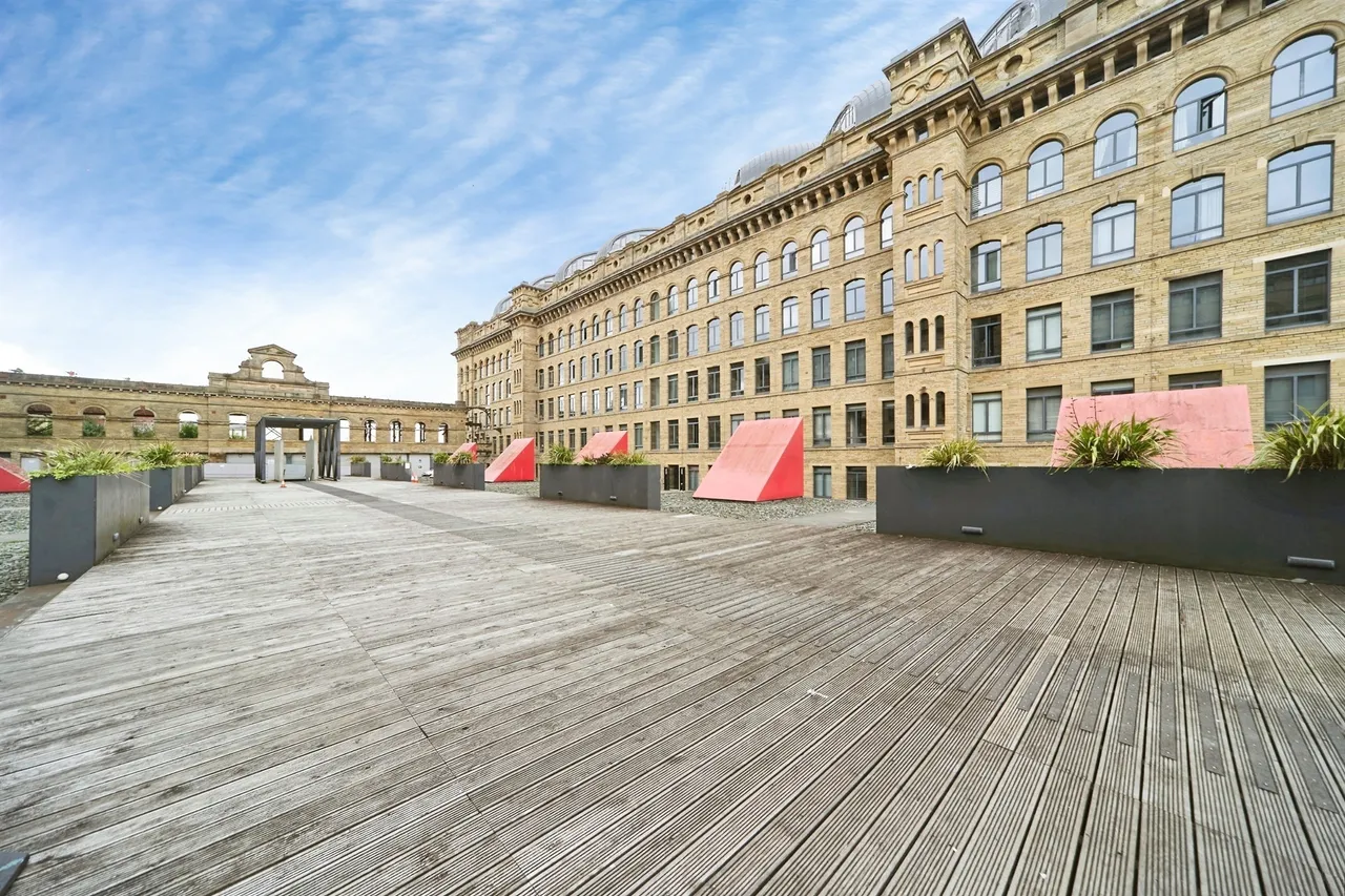 Lilycroft Road, BRADFORD, photo 10