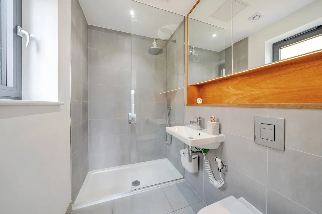 Sumner Road, SE15, photo 17
